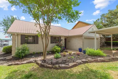 313 Lake Front Drive, Mabank, TX 75156 - Photo 9