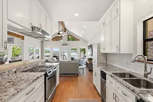 313 Lake Front Dr, Mabank, TX 75156 - Photo 17