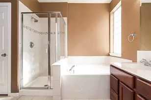 11945 Henderson Dr, Frisco, TX 75035 - Photo 11