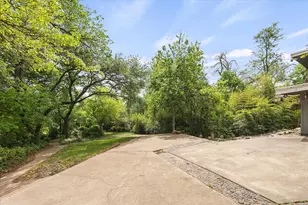 2822 S Glenbrook Dr, Garland, TX 75041 - Photo 27