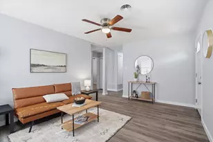 604 E 5th St, Weatherford, TX 76086 - Photo 5