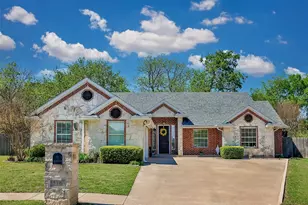 116 Ashlyn Ct, Whitesboro, TX 76273 - Photo 1