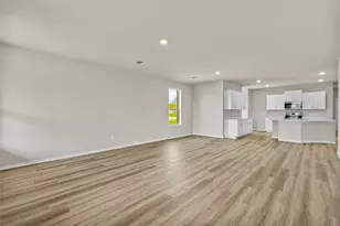 904 Traction Trl, Cleburne, TX 76031 - Photo 7