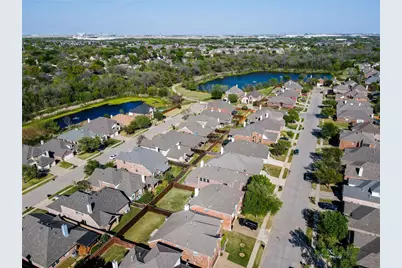 209 Park Meadows Drive, Euless, TX 76039 - Photo 23