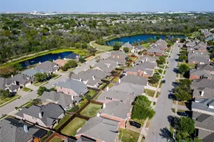 209 Park Meadows Dr, Euless, TX 76039 - Photo 23