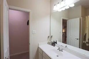 209 Park Meadows Dr, Euless, TX 76039 - Photo 17