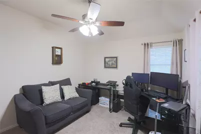 209 Park Meadows Drive, Euless, TX 76039 - Photo 15