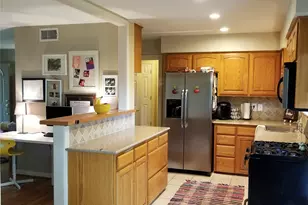 10454 Lanshire Dr, Dallas, TX 75238 - Photo 7