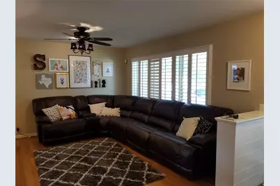 10454 Lanshire Drive, Dallas, TX 75238 - Photo 3