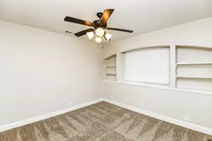 826 Graham Dr, Burleson, TX 76028 - Photo 13