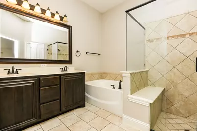 826 Graham Drive, Burleson, TX 76028 - Photo 17