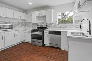 122 W 11th St, Irving, TX 75060 - Photo 7