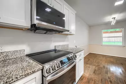 909 Columbus Court, Bedford, TX 76022 - Photo 11