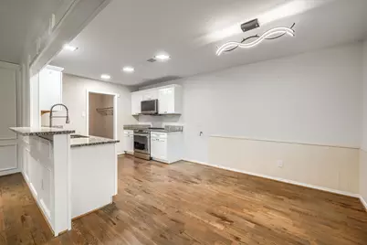 909 Columbus Court, Bedford, TX 76022 - Photo 7