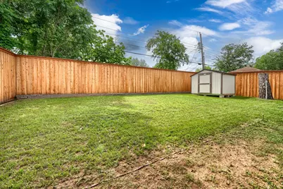 909 Columbus Court, Bedford, TX 76022 - Photo 21