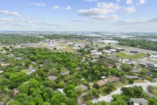 325 Fairway Rd, Woodway, TX 76712 - Photo 35