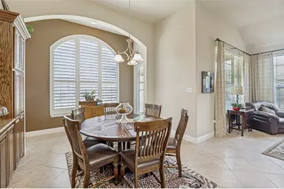 2537 Louis Lane, Lewisville, TX 75056 - Photo 9