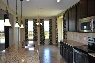 917 Swan Ridge Drive, Sherman, TX 75092 - Photo 5