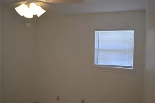 704 N Frisco Rd, Sherman, TX 75090 - Photo 7