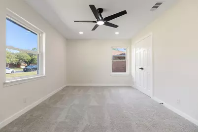 729 Finland Street, Grand Prairie, TX 75050 - Photo 15