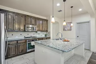 9257 Water Oak Dr, Arlington, TX 76002 - Photo 13