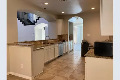 2744 Ferdinand, Grand Prairie, TX 75054 - Photo 3