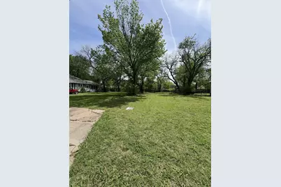 516 E Sycamore Street, Sherman, TX 75090 - Photo 3