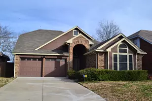 5917 Beckett Dr, Arlington, TX 76017 - Photo 1