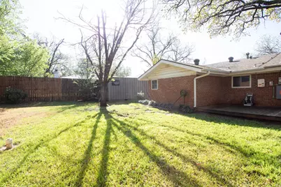 1405 Thompson Drive, Graham, TX 76450 - Photo 23