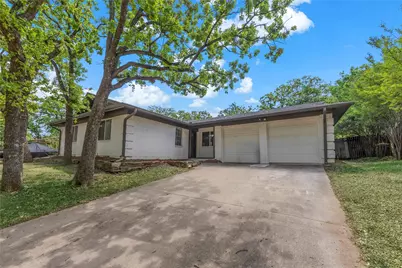 12 Somerset Terrace, Bedford, TX 76022 - Photo 1
