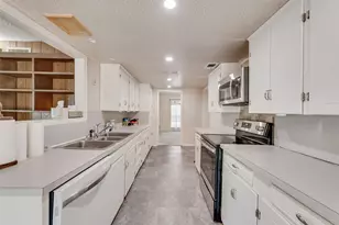 102 S Royal Oak Dr, Duncanville, TX 75116 - Photo 11