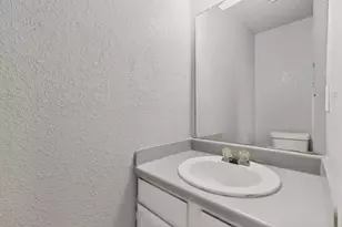 9467 Olde Towne Row, Dallas, TX 75227 - Photo 11