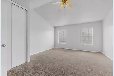 9467 Olde Towne Row, Dallas, TX 75227 - Photo 15