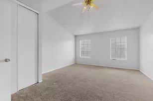 9467 Olde Towne Row, Dallas, TX 75227 - Photo 15