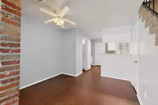 9467 Olde Towne Row, Dallas, TX 75227 - Photo 5