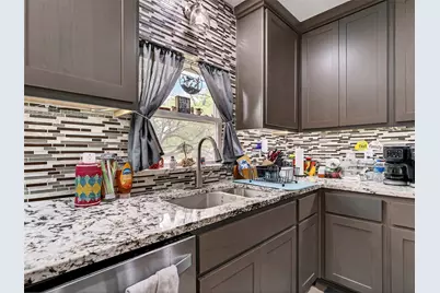 1821 Woodlawn Avenue, Corsicana, TX 75110 - Photo 27