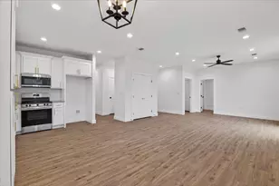 410 Church St, Whitesboro, TX 76273 - Photo 5