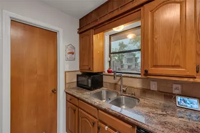 2321 County Road 2360, Decatur, TX 76234 - Photo 13