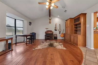 2321 County Road 2360, Decatur, TX 76234 - Photo 11