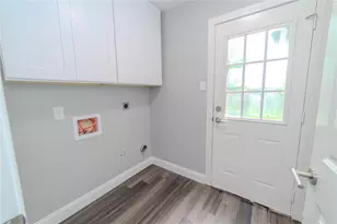 809 Wilcox St, McKinney, TX 75069 - Photo 11