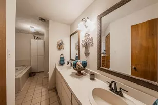 11485 Ridgeview Cir, Fort Worth, TX 76244 - Photo 9