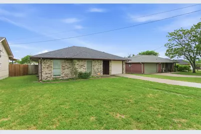 1217 Elmira Street, Weatherford, TX 76086 - Photo 3
