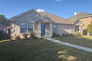 323 Vly Rdg Dr, Red Oak, TX 75154 - Photo 1
