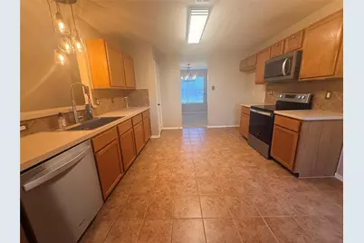 323 Valley Ridge Drive, Red Oak, TX 75154 - Photo 5