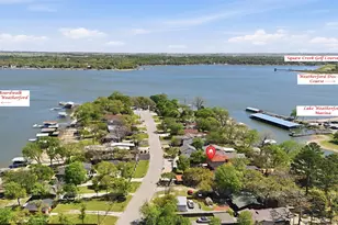 106 Marina View Ct, Weatherford, TX 76087 - Photo 3