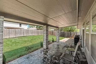 2201 Bradford Pear Dr, Little Elm, TX 75068 - Photo 25