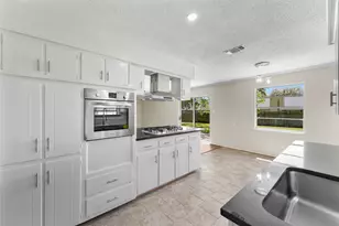 7440 Beckwood Dr, Fort Worth, TX 76112 - Photo 7