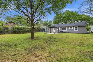 609 Woodmont Dr, Dallas, TX 75217 - Photo 15