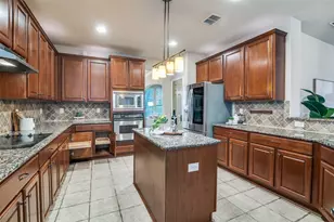 1318 Coastal Dr, Garland, TX 75043 - Photo 9