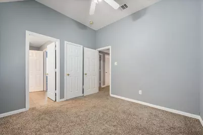 301 Andre Drive, Irving, TX 75063 - Photo 37